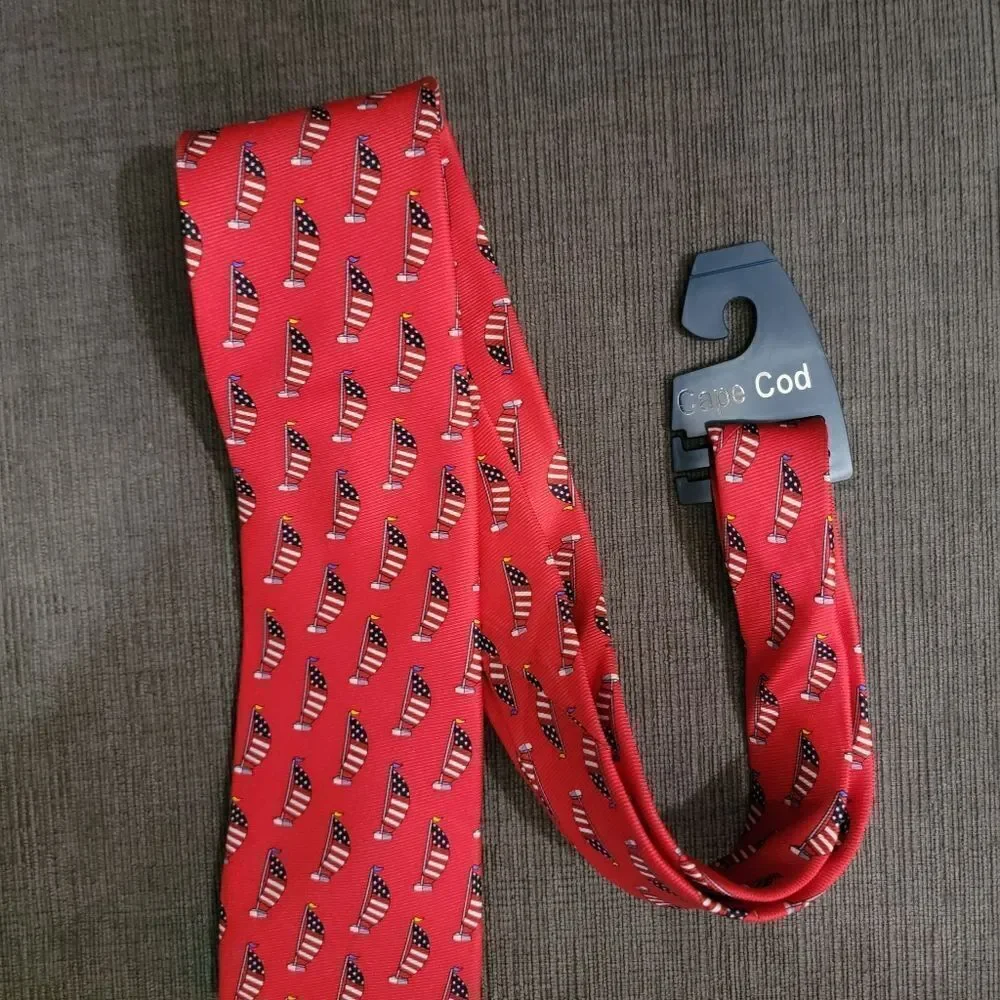 CAPE COD Neckwear Men's Red Tie with American Flag Pattern